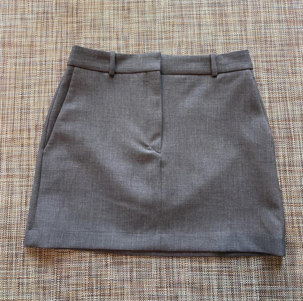 Babaton Aritzia charcoal grey tailored skirt zip fly Size 6